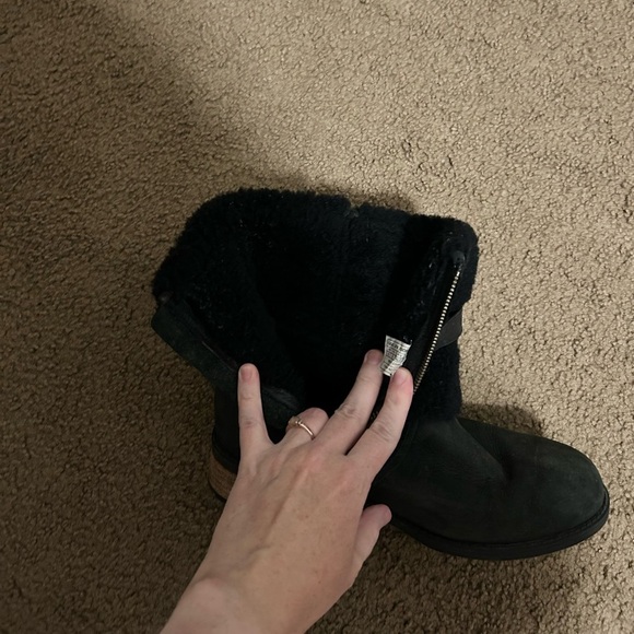 UGG Blayre II Sheepskin Short Zip Up Boots Black #1008220 Women’s Size 9.5 - Picture 9 of 10